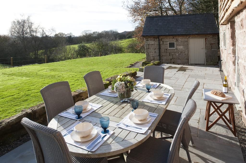 Pheasants Nye Villa Higher Burwardsley Bagian luar foto